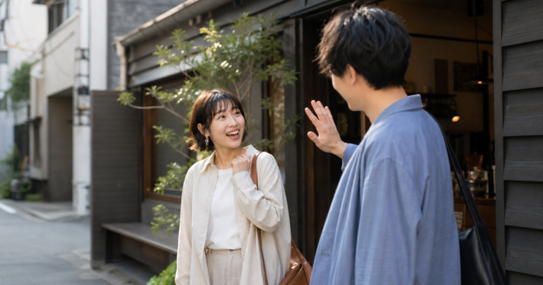 偶然ばったり会った瞬間でわかるふたりの関係診断